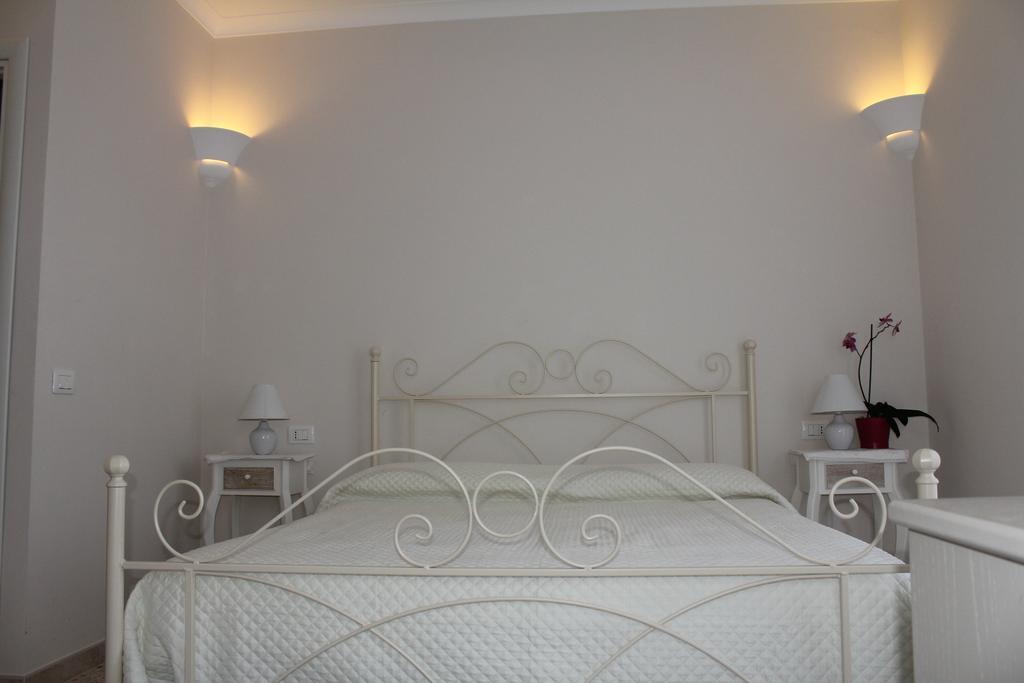 B&B Il Giglio Bianco Sorrento Ruang foto